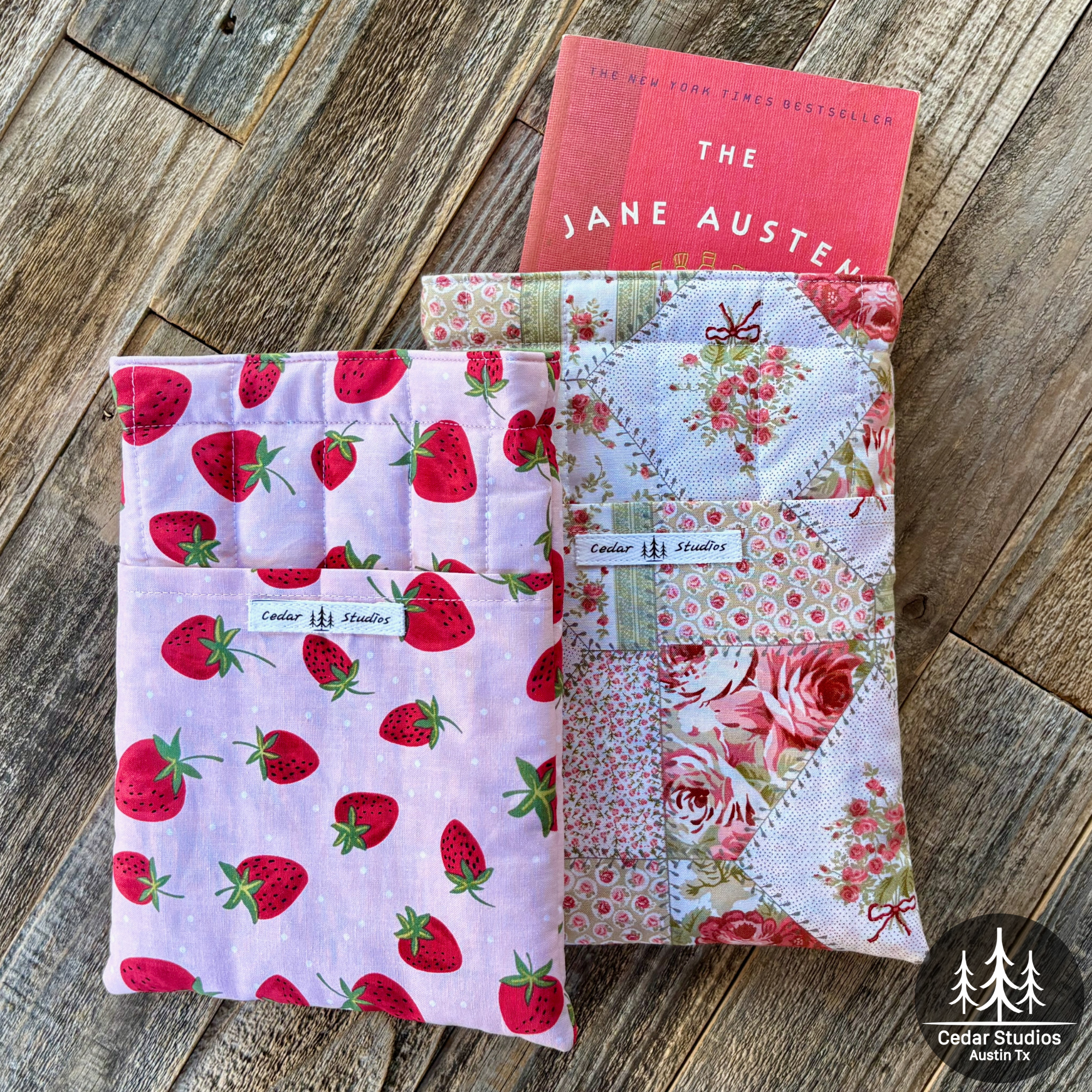 Strawberry Patch Medium Book Sleeve