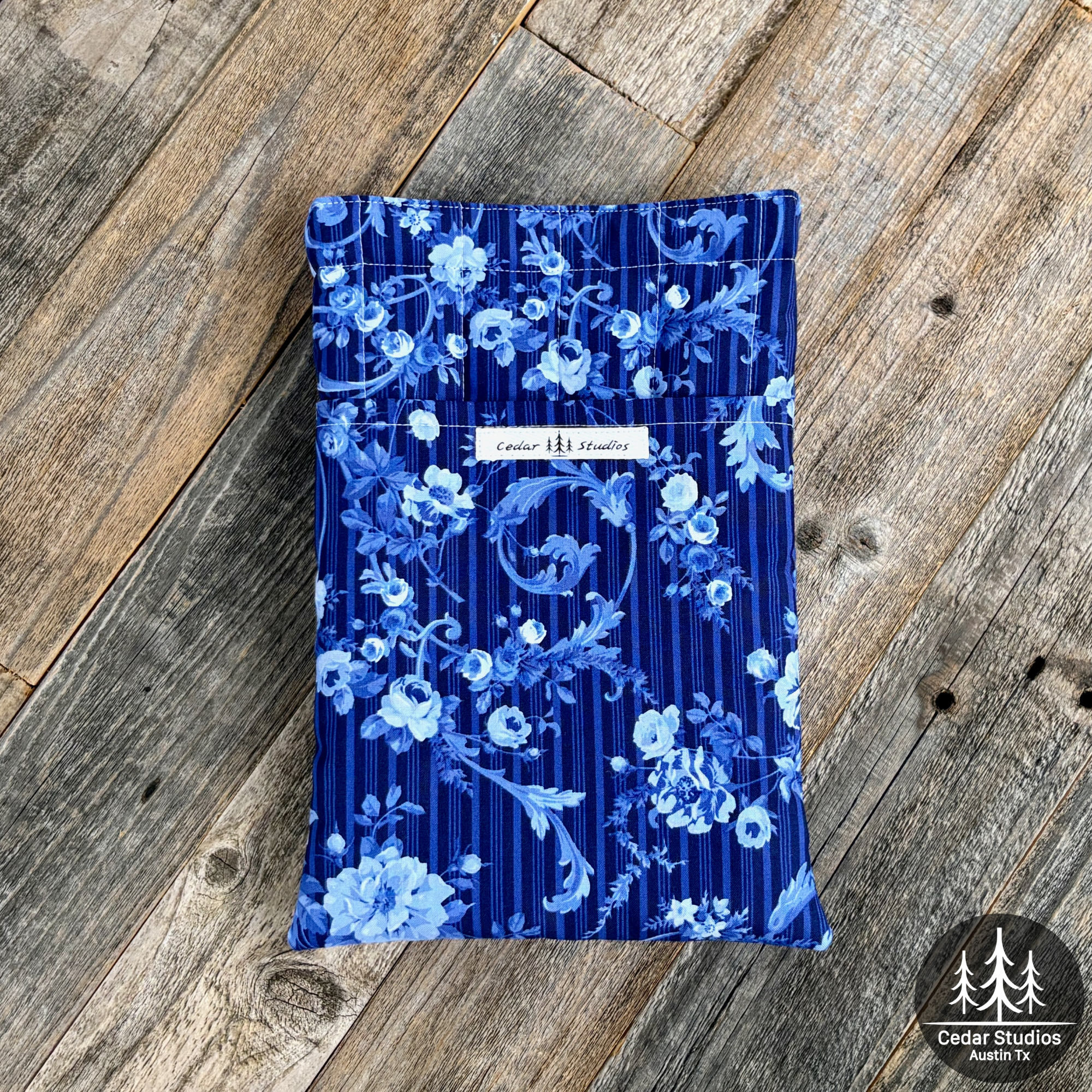 Handmade Quilted Medium Book Sleeve – Blue-tiful