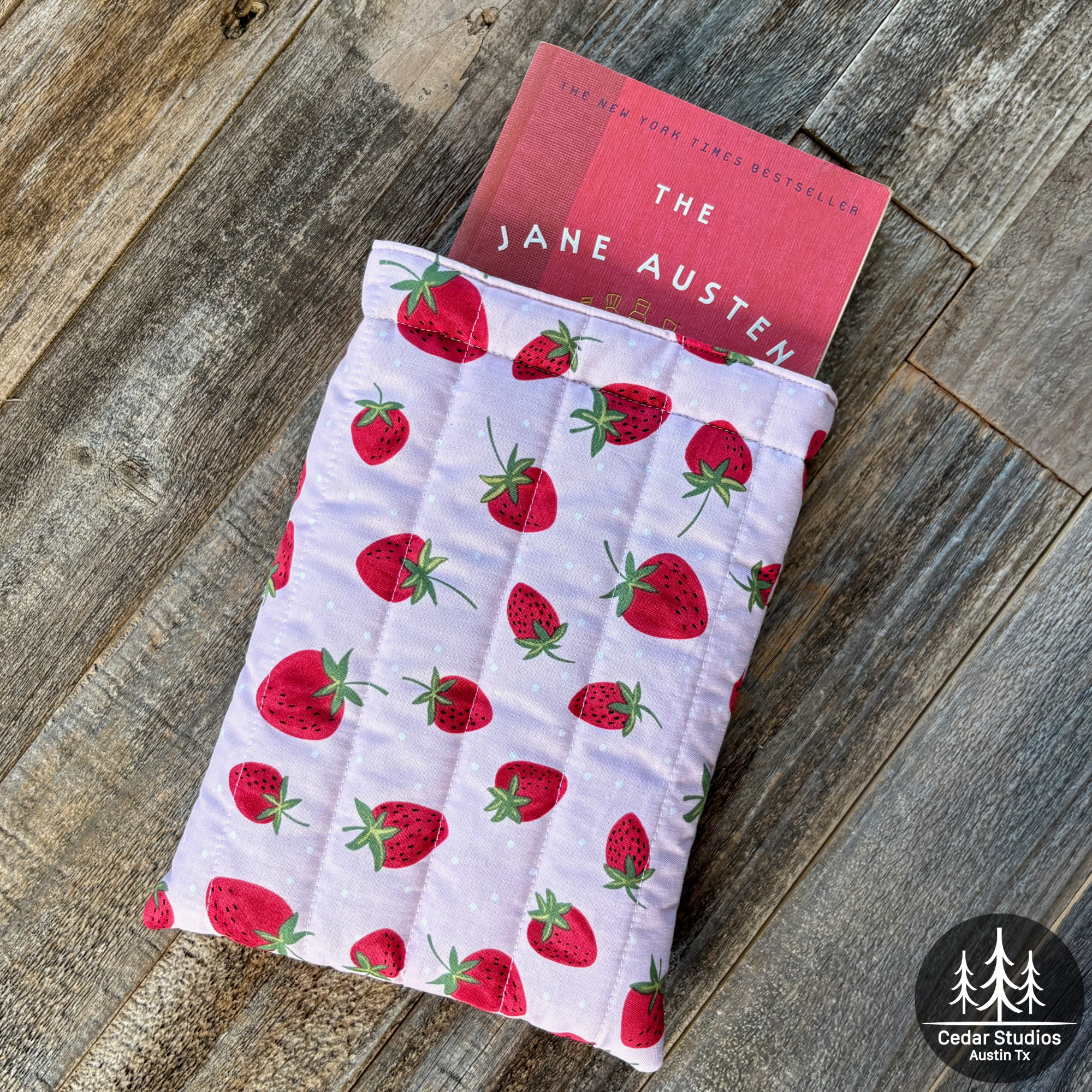 Strawberry Patch Medium Book Sleeve